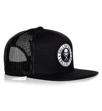 Load image into Gallery viewer, Trucker hat with skull